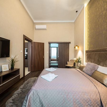 Luxury Dream With A Sauna In The Center Budapest Eksteriør billede